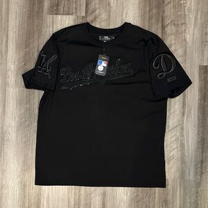 Los Angeles Dodgers Pro Standard Blackout Drop Shoulder Tee - XL